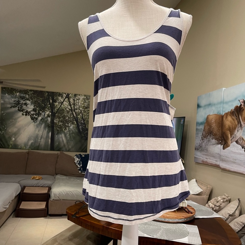 Lululemon White & Navy striped tank Size 12